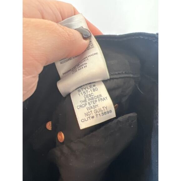 NEW Mother High Waisted Insider Crop Step Fray Stretch Denim Jeans Black Size 25 - Picture 7 of 8